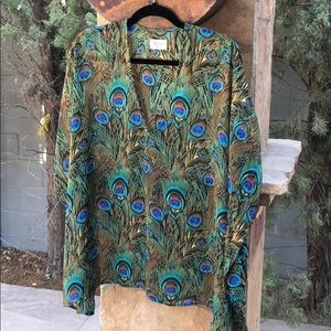 Show me your Mumu Peta Tunic. Oversized.